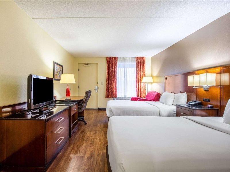Econo Lodge Naval Station Norfolk Exterior foto